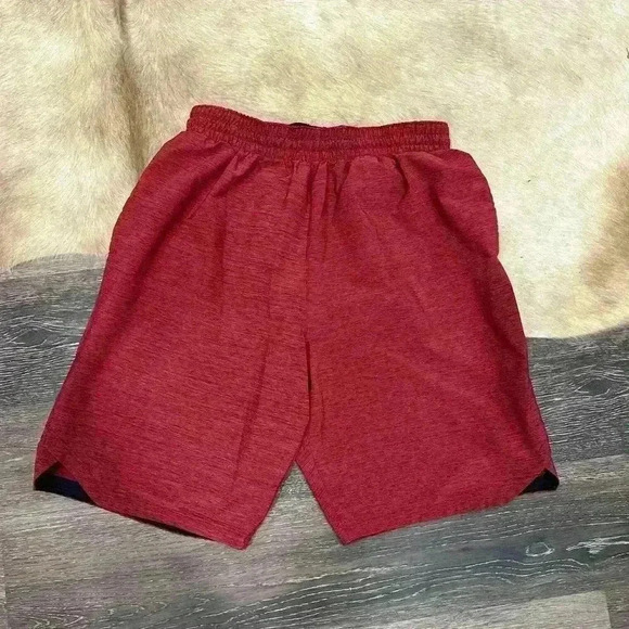 Adidas Climalite Maroon Men’s Athletic Shorts Size Medium Breathable - Picture 1 of 6